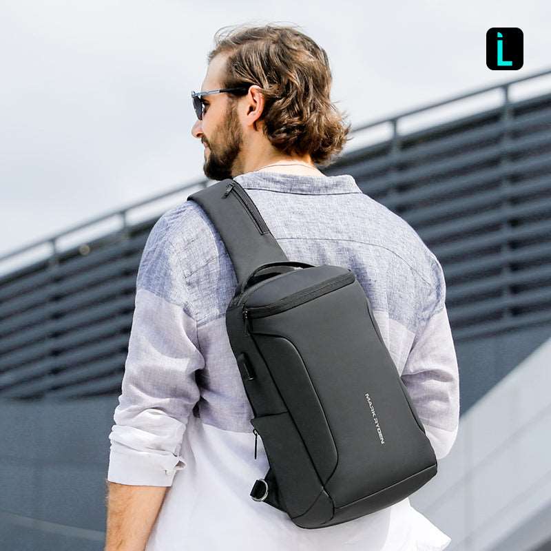 Mini Compacto Pro - The Versatile Shoulder Bag with USB - Image 3