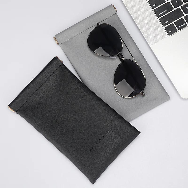 Sunglasses Pouch: Easily Carry Your Eyeglasses or Data Cable - Image 4