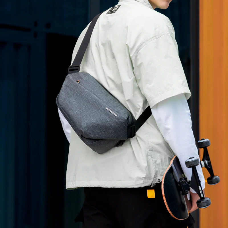 Fingon Ⅰ: Leather Large Capacity City Commuter Daily Messenger Bag - Image 8